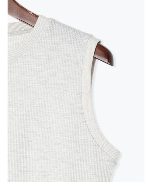 Te chichi TERRASSE（テチチテラス）の「ワッフルタンクトップ《2025spring catalog item》（タンクトップ・レディース・オフホワイト/グレー/ブラック・F）」の16枚目の写真