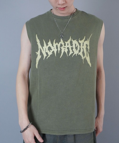 SPINNS(スピンズ)の「ピグメント加工バックプリントノースリーブTシャツ/バンT風/古着風/短丈(Tシャツ/カットソー・メンズ・ブラウン/ブラック/カーキ・ONESIZE)」の17枚目の写真