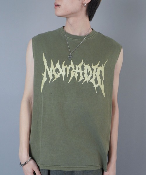 SPINNS(スピンズ)の「ピグメント加工バックプリントノースリーブTシャツ/バンT風/古着風/短丈(Tシャツ/カットソー・メンズ・ブラウン/ブラック/カーキ・ONESIZE)」の16枚目の写真