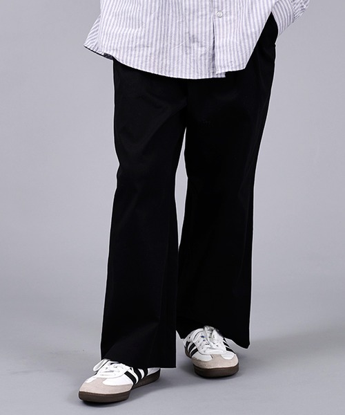 CavariA（キャバリア）の「ワンタックワイドバギーパンツ（その他パンツ・メンズ・カーキ/ブラック/オフホワイト・マルチサイズ）」の3枚目の写真