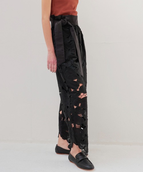 venit(ヴェニット)の「VENIT / flower lace pants(フラワーレースパンツ VEG-5525-A)(その他パンツ・レディース・ブラック・38)」の16枚目の写真