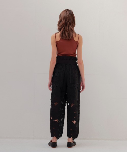 venit(ヴェニット)の「VENIT / flower lace pants(フラワーレースパンツ VEG-5525-A)(その他パンツ・レディース・ブラック・38)」の8枚目の写真