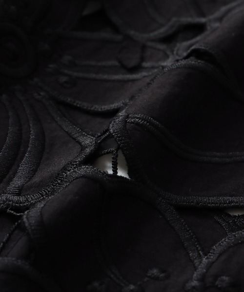 venit(ヴェニット)の「VENIT / flower lace pants(フラワーレースパンツ VEG-5525-A)(その他パンツ・レディース・ブラック・38)」の4枚目の写真
