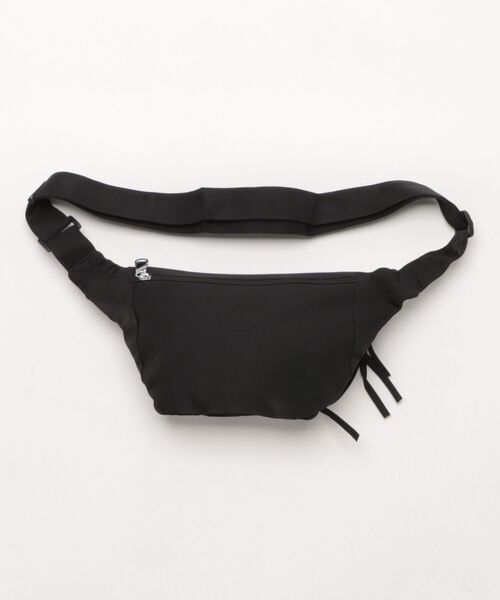 SPINNS（スピンズ）の「ナイロンジップウエストバッグ（ボディバッグ/ウエストポーチ・メンズ・ブラック・ONESIZE）」の5枚目の写真