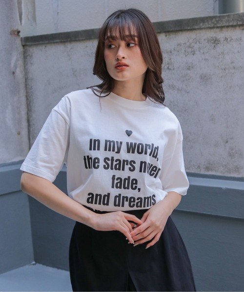UNIT CHEST（ユニットチェスト）の「【UNIT CHEST】unique unisex T-shirt　VTFAコラボT ”Eternal Glow” by AIRI ODANE（Tシャツ/カットソー・レディース・ホワイト/ブラック・S/L/M）」の13枚目の写真