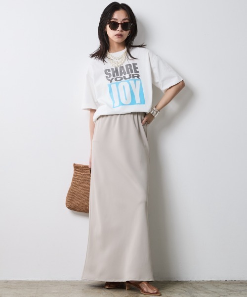 CHIC STYLE(シックスタイル)の「ロゴプリントTシャツ<大きいサイズ有>シックスタイル(Tシャツ/カットソー・レディース・オフホワイト/ブラック・L/M/5L/4L/3L/LL)」の6枚目の写真