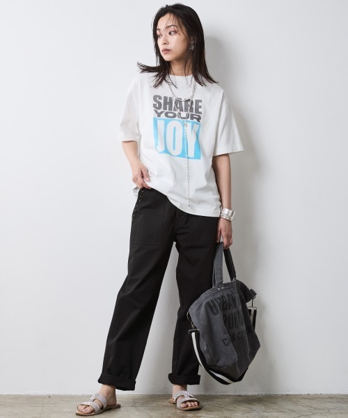 CHIC STYLE(シックスタイル)の「ロゴプリントTシャツ<大きいサイズ有>シックスタイル(Tシャツ/カットソー・レディース・オフホワイト/ブラック・L/M/5L/4L/3L/LL)」の18枚目の写真