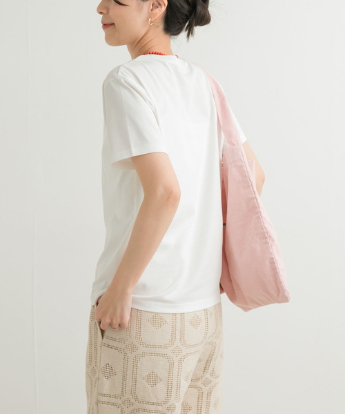 URBAN RESEARCH DOORS（アーバンリサーチドアーズ）の「『UR TECH』汗染み防止ベーシックTシャツ（Tシャツ/カットソー・レディース・ベージュ/ピンク/オフホワイト/チャコールグレー・MEDIUM）」の5枚目の写真