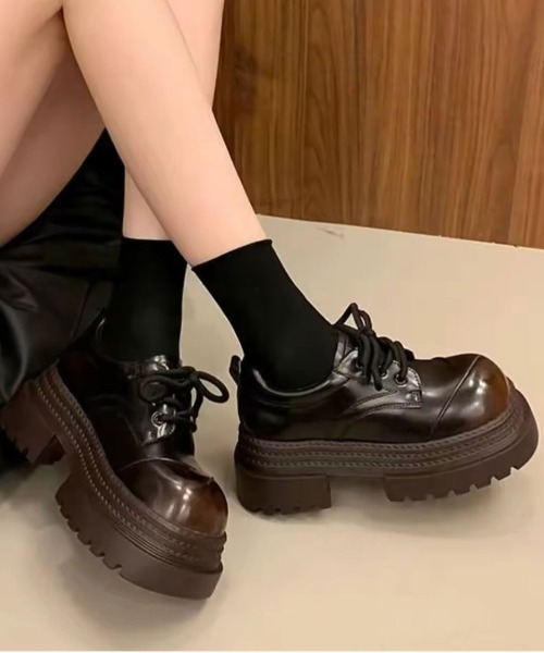 ammy.（エイミードット）の「【 ammy. / エイミードット 】 ビンテージライク 厚底 合皮 スニーカー（スニーカー・レディース・ブラック/ブラウン・M/L）」の8枚目の写真