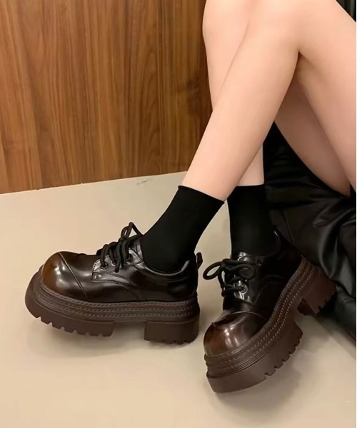 ammy.（エイミードット）の「【 ammy. / エイミードット 】 ビンテージライク 厚底 合皮 スニーカー（スニーカー・レディース・ブラック/ブラウン・M/L）」の7枚目の写真