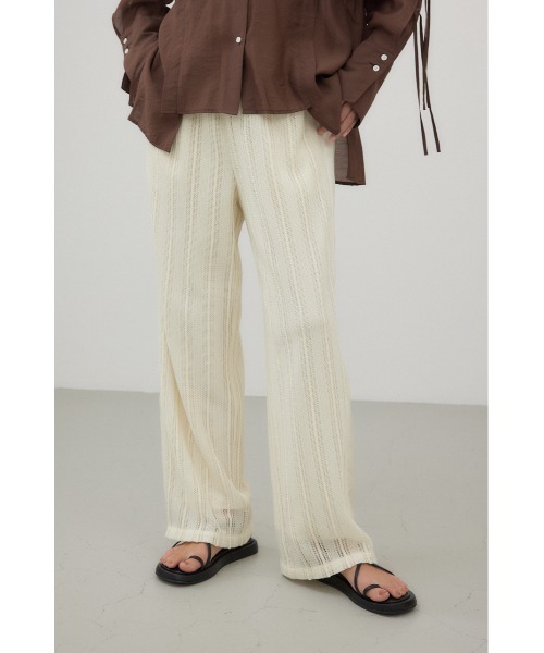 crie conforto(クリーコンフォルト)の「サイドラインレースパンツ(スラックス・レディース・アイボリー/ブラック・SMALL/MEDIUM)」の2枚目の写真