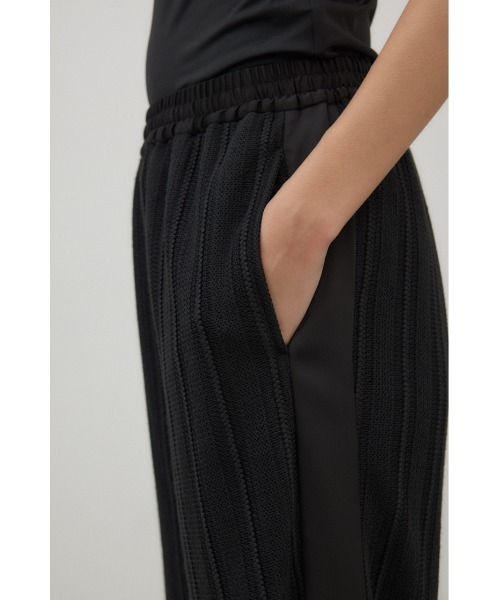 crie conforto(クリーコンフォルト)の「サイドラインレースパンツ(スラックス・レディース・アイボリー/ブラック・SMALL/MEDIUM)」の10枚目の写真