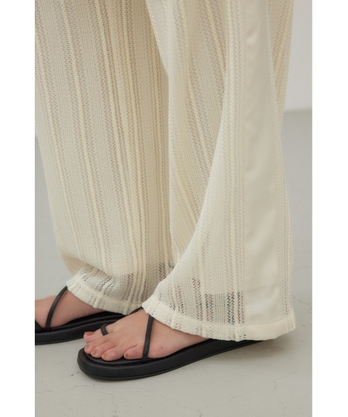 crie conforto(クリーコンフォルト)の「サイドラインレースパンツ(スラックス・レディース・アイボリー/ブラック・SMALL/MEDIUM)」の22枚目の写真