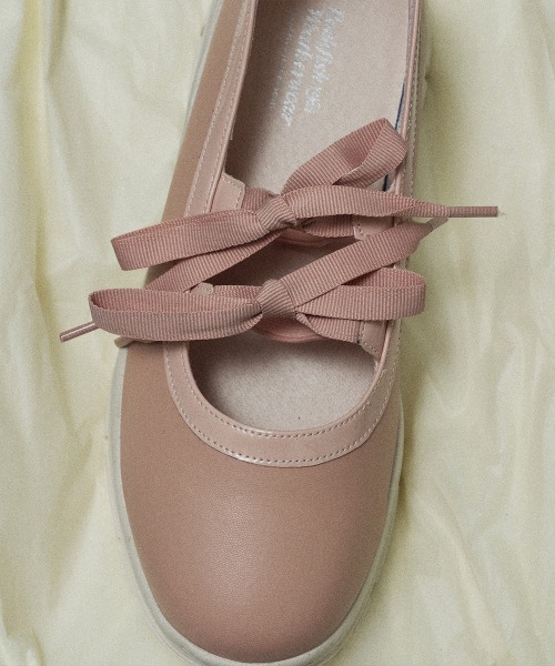 ROCKFISH WEATHERWEAR(ロックフィッシュウェザーウェア)の「FLATFORM RIBBON MARYJANE(スニーカー・レディース・ベージュ/イエロー/ブラック/ブラウン・24.5cm/24.0cm/23.5cm/23.0cm/25.0cm)」の5枚目の写真