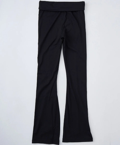 RVCA(ルーカ)の「RVCA レディース 【ALEXIS REN】 SPLIT FLARE LEGGING ラッシュレギンス 【2025年夏モデル】/ルーカレギンス・スパッツ(レギンス/スパッツ・レディース・ブラック・MEDIUM/SMALL)」の7枚目の写真