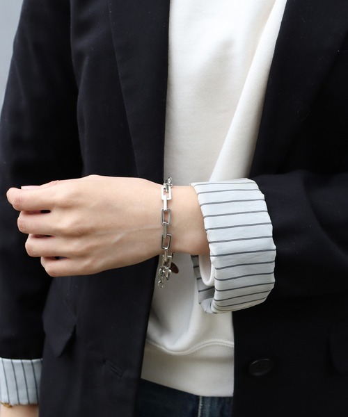 ieLS（イエルズ）の「金属アレルギー対応「ieLS」ステンレス　スクエアチェーンブレスレット（ブレスレット・メンズ・シルバー/ゴールド・ONE SIZE）」の2枚目の写真