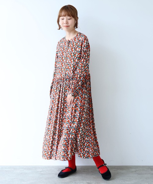 bulle de savon(ビュルデサボン)の「コスモスプリント ワンピース(ワンピース・レディース・ブルー/オレンジ・FREE)」の1枚目の写真