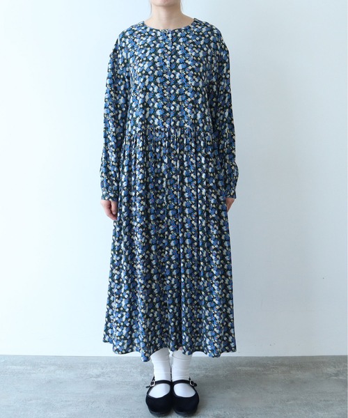 bulle de savon(ビュルデサボン)の「コスモスプリント ワンピース(ワンピース・レディース・ブルー/オレンジ・FREE)」の22枚目の写真