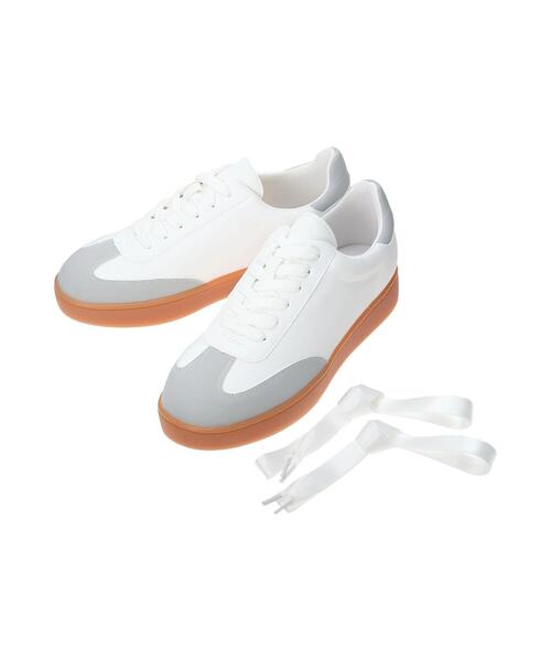 ehka sopo(エヘカソポ)の「リボンレーススニーカー(スニーカー・レディース・キナリ/ブラック/オフホワイト・L/M)」の11枚目の写真