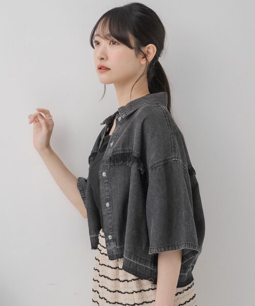 RETRO GIRL(レトロガール)の「フリンジデニムSH(シャツ/ブラウス・レディース・ブラック/ブルー・FREE)」の20枚目の写真
