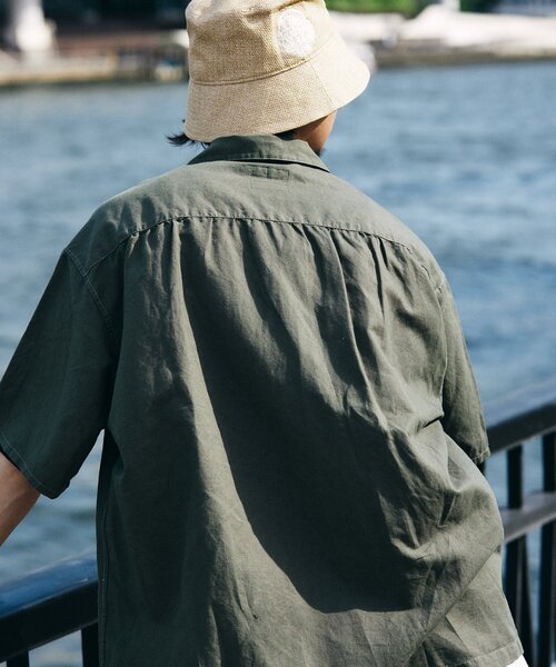 JOURNAL STANDARD relume（ジャーナルスタンダード　レリューム）の「ヨーロピアンフラックス ガーメントダイ オープンカラーシャツ（シャツ/ブラウス・メンズ・ブラックミックス/オートミール/カーキ/ブルー系その他・MEDIUM/LARGE）」の9枚目の写真