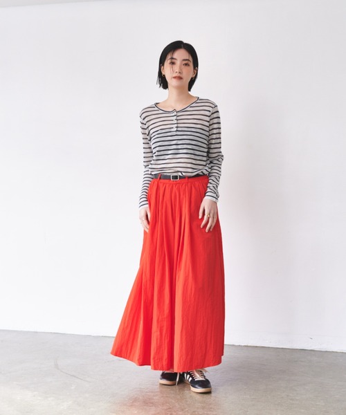 【関税込み】CARRER ベージュ Lis ヘンリーネック トップス Per sist ence tシャツ オープンヘンリーネックレイヤード風長袖