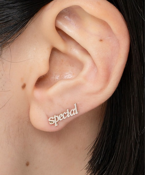 LAPUIS（ラピュイ）の「LAPUIS(ラピュイ) Silver925 by LAPUIS ／ Special pierced earrings（ピアス（両耳用）・レディース・シルバー/ゴールド・FREE）」の2枚目の写真