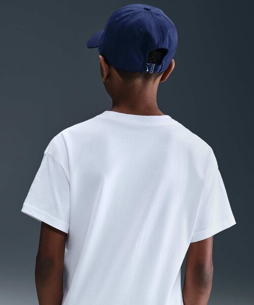 NIKE SB(ナイキエスビー)の「ナイキ SB ジュニア Tシャツ / Nike SB Big Kids' T-Shirt IH6134-100 White(Tシャツ/カットソー・キッズ・ホワイト・160/150/140/130)」の2枚目の写真