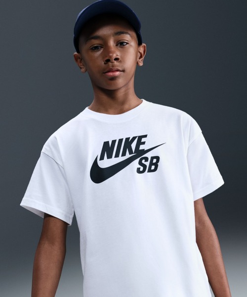 NIKE SB(ナイキエスビー)の「ナイキ SB ジュニア Tシャツ / Nike SB Big Kids' T-Shirt IH6134-100 White(Tシャツ/カットソー・キッズ・ホワイト・160/150/140/130)」の1枚目の写真