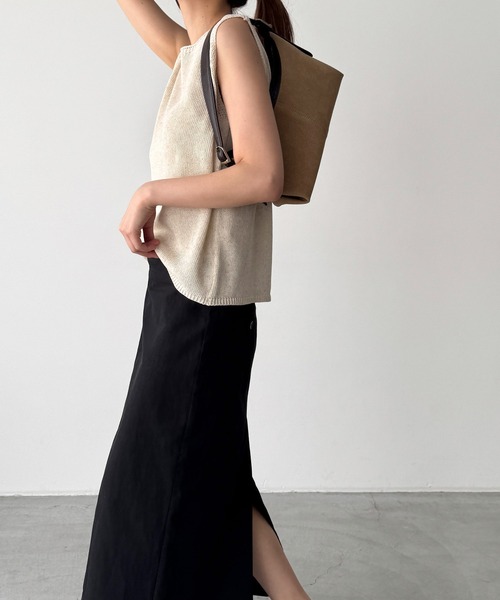 CANAL JEAN（キャナルジーン）の「El mar　リヨセルリネンニットタンクトップ（タンクトップ・レディース・オートミール/ブラック/サックスブルー/チャコールグレー・ONE SIZE）」の11枚目の写真