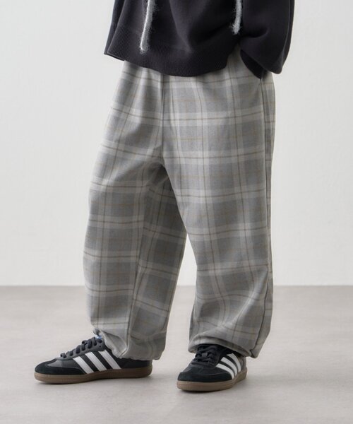 CIAOPANIC TYPY（チャオパニックティピー）の「【KIDS】《ジュニアサイズあり》裾ドロストチェックイージーパンツ(ユニセック)（その他パンツ・キッズ・グレー/ブルー/カーキ・MEDIUM/LARGE/X-LARGE/SMALL/XX-LARGE）」の12枚目の写真
