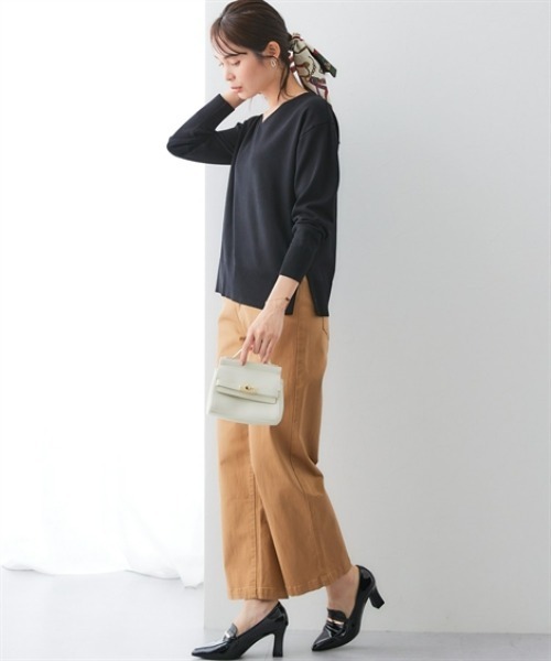7days Life Styling(セブンデイズライフスタイリング)の「【UVカット】サイドスリットVネックニット (洗濯機OK)(ニット/セーター・レディース・ブラック/杢グレー/レッド/ベージュ・LL/L/M/S/3L)」の6枚目の写真