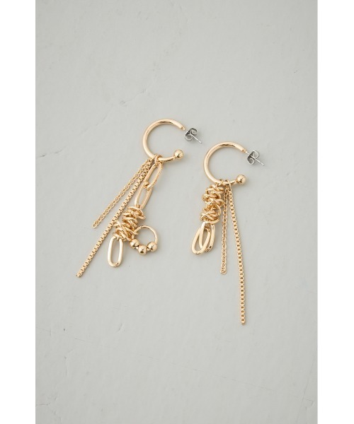 AZUL by moussy（アズールバイマウジー）の「ツイストチェーンアシンメトリーピアス（ピアス（両耳用）・レディース・シルバー/ゴールド系その他・FREE）」の9枚目の写真