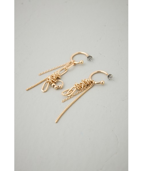 AZUL by moussy（アズールバイマウジー）の「ツイストチェーンアシンメトリーピアス（ピアス（両耳用）・レディース・シルバー/ゴールド系その他・FREE）」の10枚目の写真