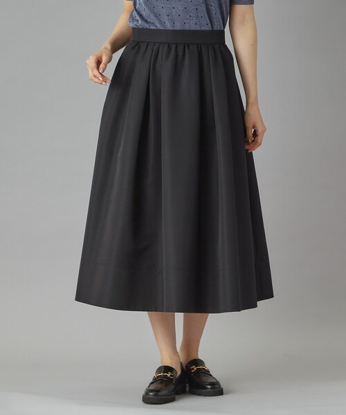 DRESSTERIOR（ドレステリア）の「【洗える/ポケット付き】タックボリュームスカート（スカート・レディース・ブラック/ボルドー・34/36/38/40）」の2枚目の写真
