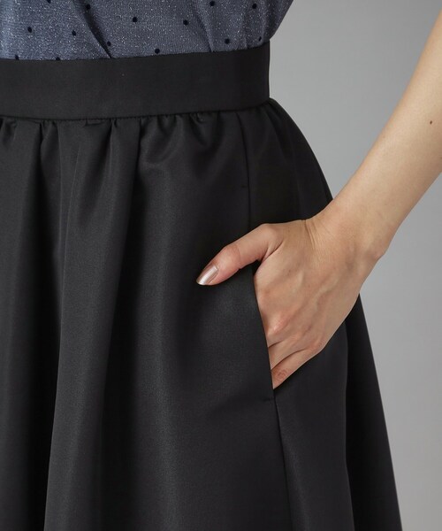 DRESSTERIOR（ドレステリア）の「【洗える/ポケット付き】タックボリュームスカート（スカート・レディース・ブラック/ボルドー・34/36/38/40）」の16枚目の写真