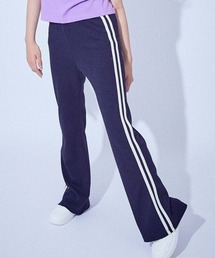 chum by devirock（チュムバイデビロック）の「【chum】ストレッチ フレア ラインパンツ（その他パンツ）」