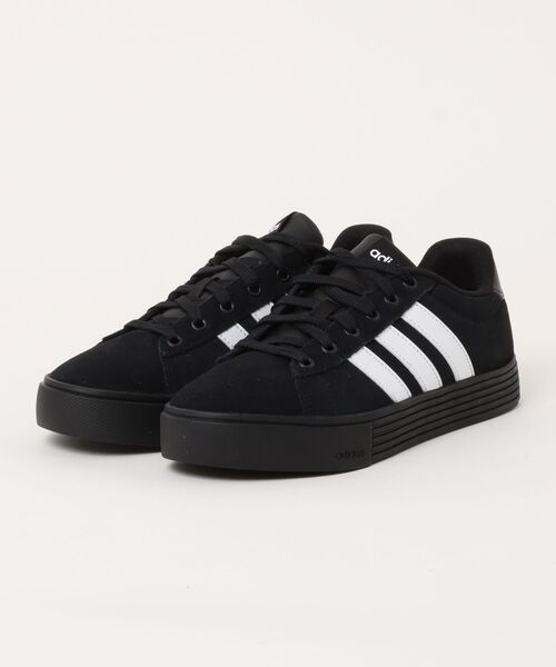 adidas(アディダス)の「《adidas》DAILY 4.0 U(スニーカー・メンズ・グレー×ホワイト/ブラック×ホワイト/ブラック系・28.0cm/27.5cm/27.0cm/26.5cm/26.0cm/25.5cm/25.0cm/24.5cm/24.0cm/23.5cm/23.0cm/22.5cm)」の2枚目の写真