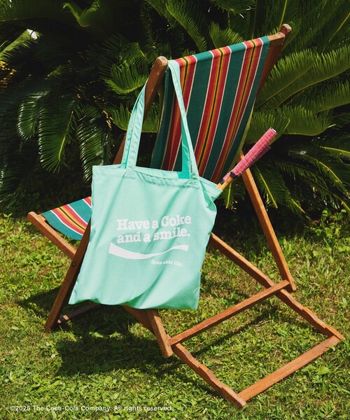 Coca Cola（コカコーラ）の「【Coca-Cola】ロゴプリントトートバッグ（トートバッグ・レディース・ライトグリーン/レッド・FREE）」の4枚目の写真