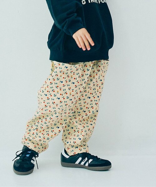 p.premier（ピードットプルミエ）の「【ジュニア対応】総柄ツイルワイドパンツ（その他パンツ・キッズ・ブラック/アイボリー/カーキ/サックスブルー/ブラウン/キャメル/レッド/イエロー・80/90/100/110/120/130/140）」の2枚目の写真