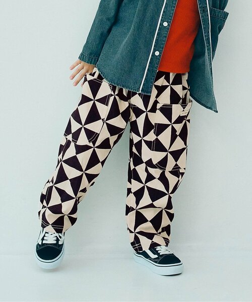 p.premier（ピードットプルミエ）の「【ジュニア対応】総柄ツイルワイドパンツ（その他パンツ・キッズ・ブラック/アイボリー/カーキ/サックスブルー/ブラウン/キャメル/レッド/イエロー・80/90/100/110/120/130/140）」の3枚目の写真