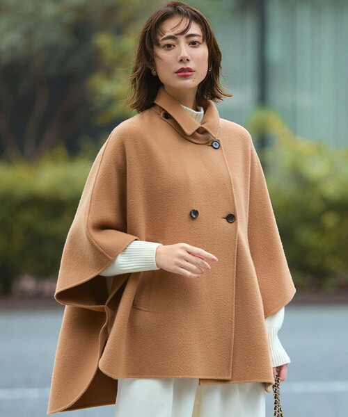 23区（ニジュウサンク）の「【見上愛さん着用/Oggi12月号掲載】ウールライトリバー ポンチョシルエット コート（その他アウター・レディース・ブラック系/黄土色系/ベージュ系・38）」の3枚目の写真