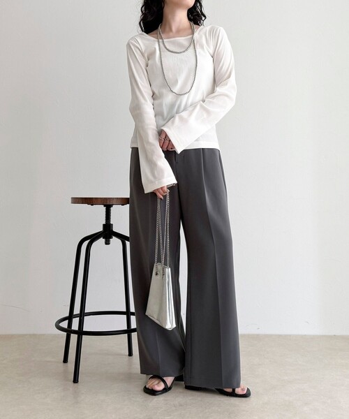 fredy emue（フレディエミュ）の「シアーフロッキーフレアスリーブプルオーバー（Tシャツ/カットソー・レディース・オフホワイト/チャコールグレー/ブラウン・38）」の21枚目の写真