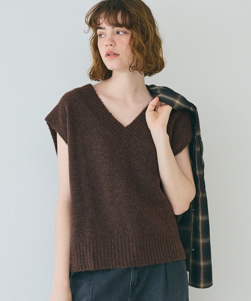 ヤク風Vネックニットベスト（ベスト）｜coca（coca）（コカ）の