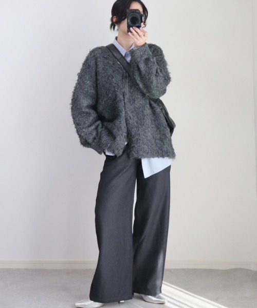 LBC（エルビーシー）の「ベーカーワイドストレートパンツ（その他パンツ・レディース・カーキ/チャコール/ブラウン・M/L）」の17枚目の写真