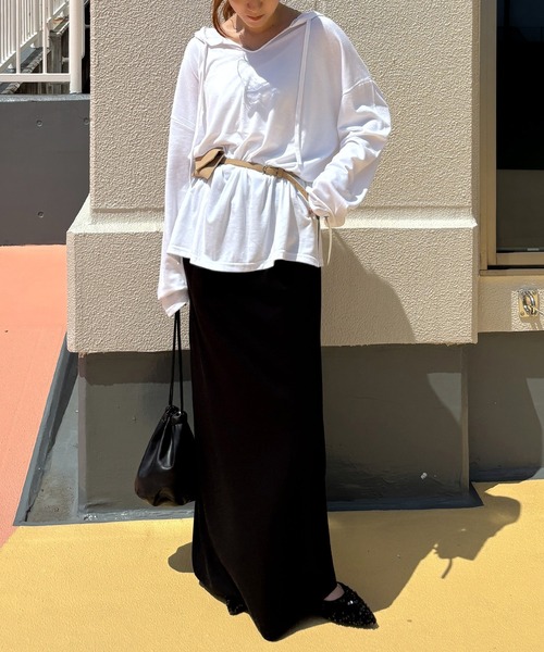 ISOOK（アイスー）の「【ISOOK / アイスー】ダブルウエストルーズスカート / マキシスカート フルレングス ロング丈 ルーズ ストレート ウエスト紐 リボン 配色 ウエスト切り替え グレー ブラック 黒 無地 ZOZOTOWN限定（スカート・レディース・ライトグレー/ブラック・FREE）」の9枚目の写真