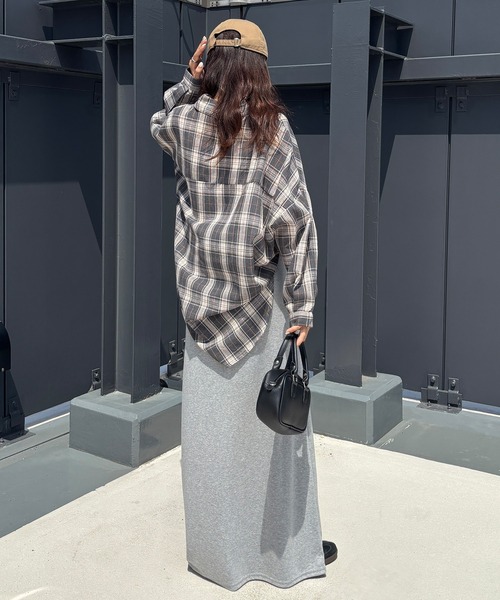 ISOOK（アイスー）の「【ISOOK / アイスー】ダブルウエストルーズスカート / マキシスカート フルレングス ロング丈 ルーズ ストレート ウエスト紐 リボン 配色 ウエスト切り替え グレー ブラック 黒 無地 ZOZOTOWN限定（スカート・レディース・ライトグレー/ブラック・FREE）」の6枚目の写真