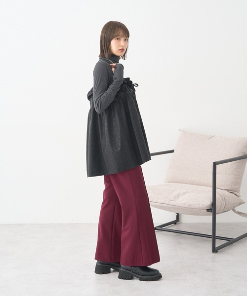 earth music&ecology(アースミュージックアンドエコロジー)の「【2025AW】フェイクレザーキャミチュニック(チュニック・レディース・ブラック/ブラウン・FREE)」の22枚目の写真