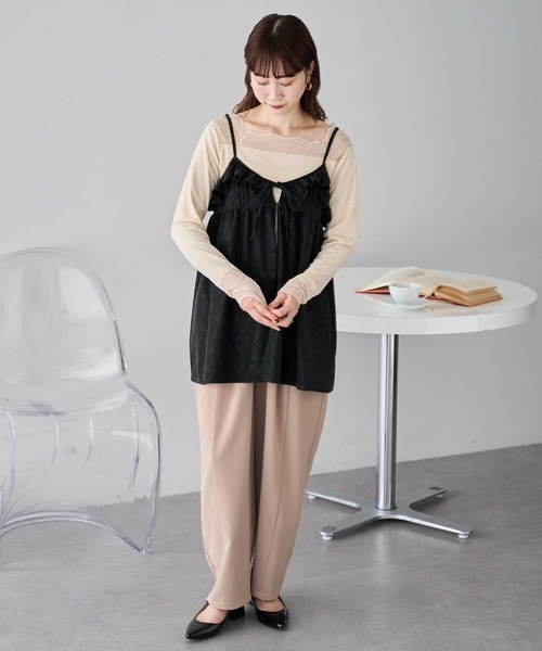 earth music&ecology(アースミュージックアンドエコロジー)の「【2025AW】フェイクレザーキャミチュニック(チュニック・レディース・ブラック/ブラウン・FREE)」の11枚目の写真