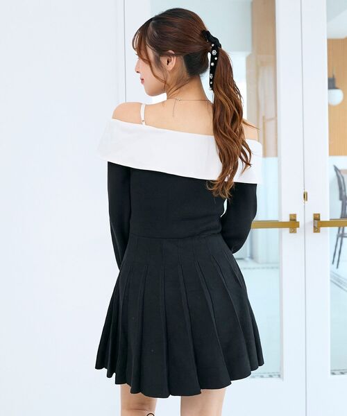MAJESTIC LEGON(マジェスティックレゴン)の「フロントビッグリボンニットミニワンピ(ワンピース・レディース・ブラック/ピンクベージュ/アイボリー・MEDIUM)」の11枚目の写真